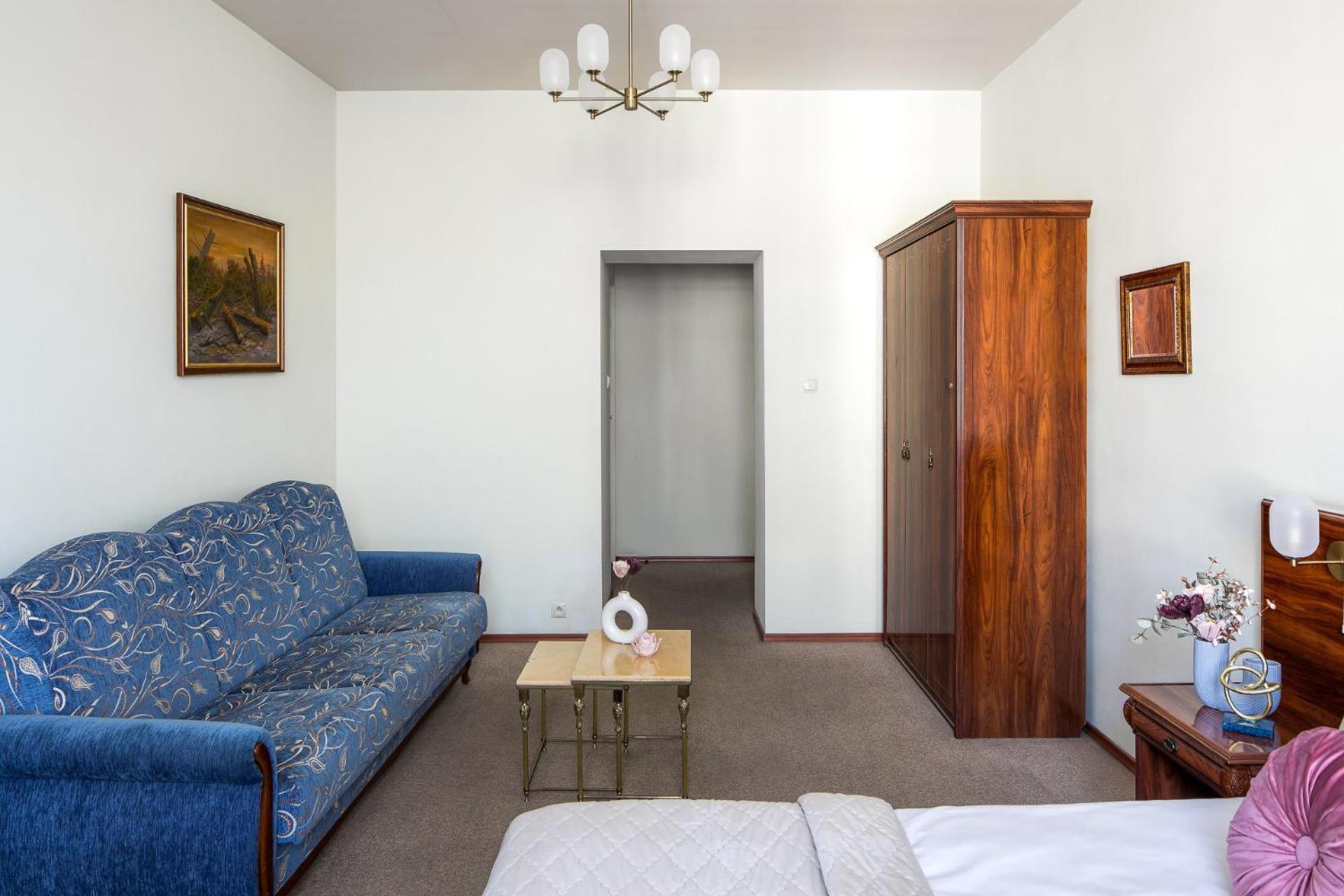 Old Time Aparthotel Krasków Εξωτερικό φωτογραφία