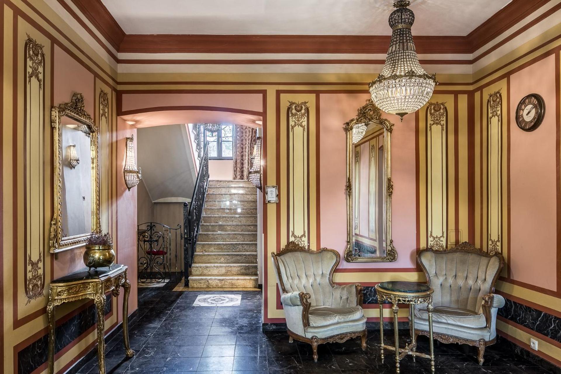 Old Time Aparthotel Krasków Εξωτερικό φωτογραφία