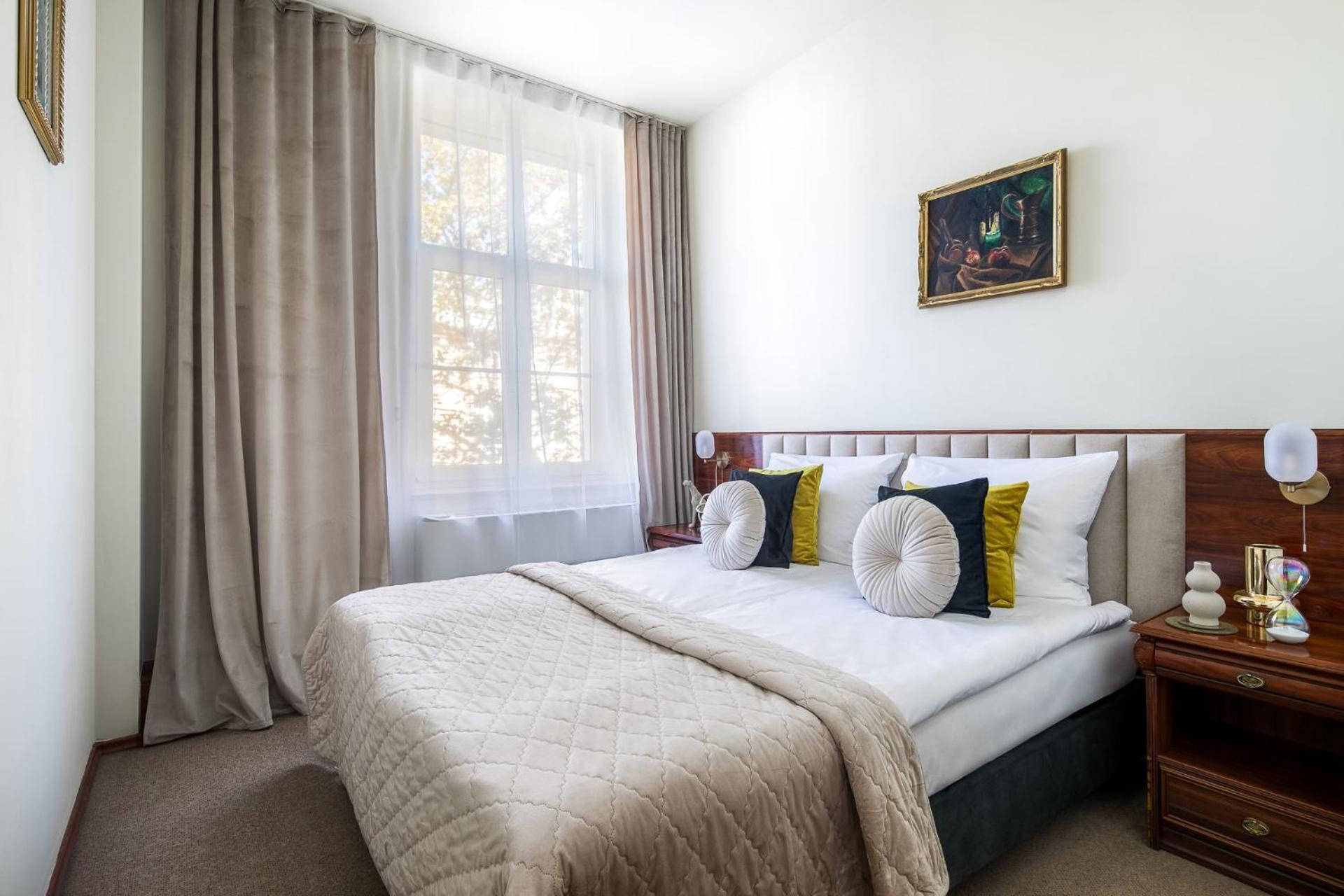 Old Time Aparthotel Krasków Εξωτερικό φωτογραφία