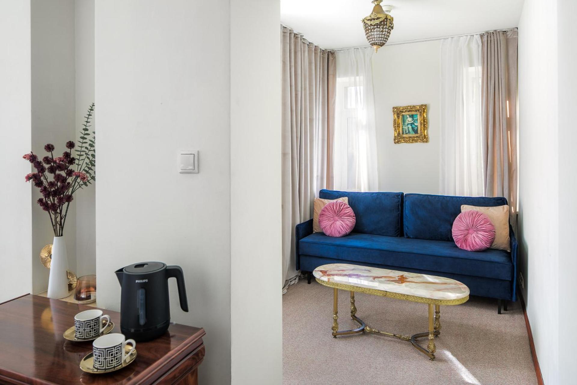 Old Time Aparthotel Krasków Εξωτερικό φωτογραφία